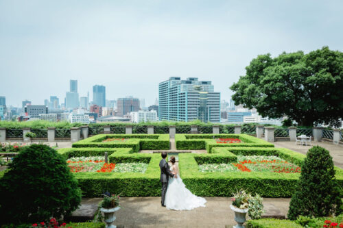 山手イタリア山庭園　山手洋館　ブラフ18番館　外交官の家　西洋館　階段　レトロ　クラシック　ロマンチック　ドラマチック　フォト　ウェディング　　撮影　横浜　ウェディングドレス　ガーデン　庭園
