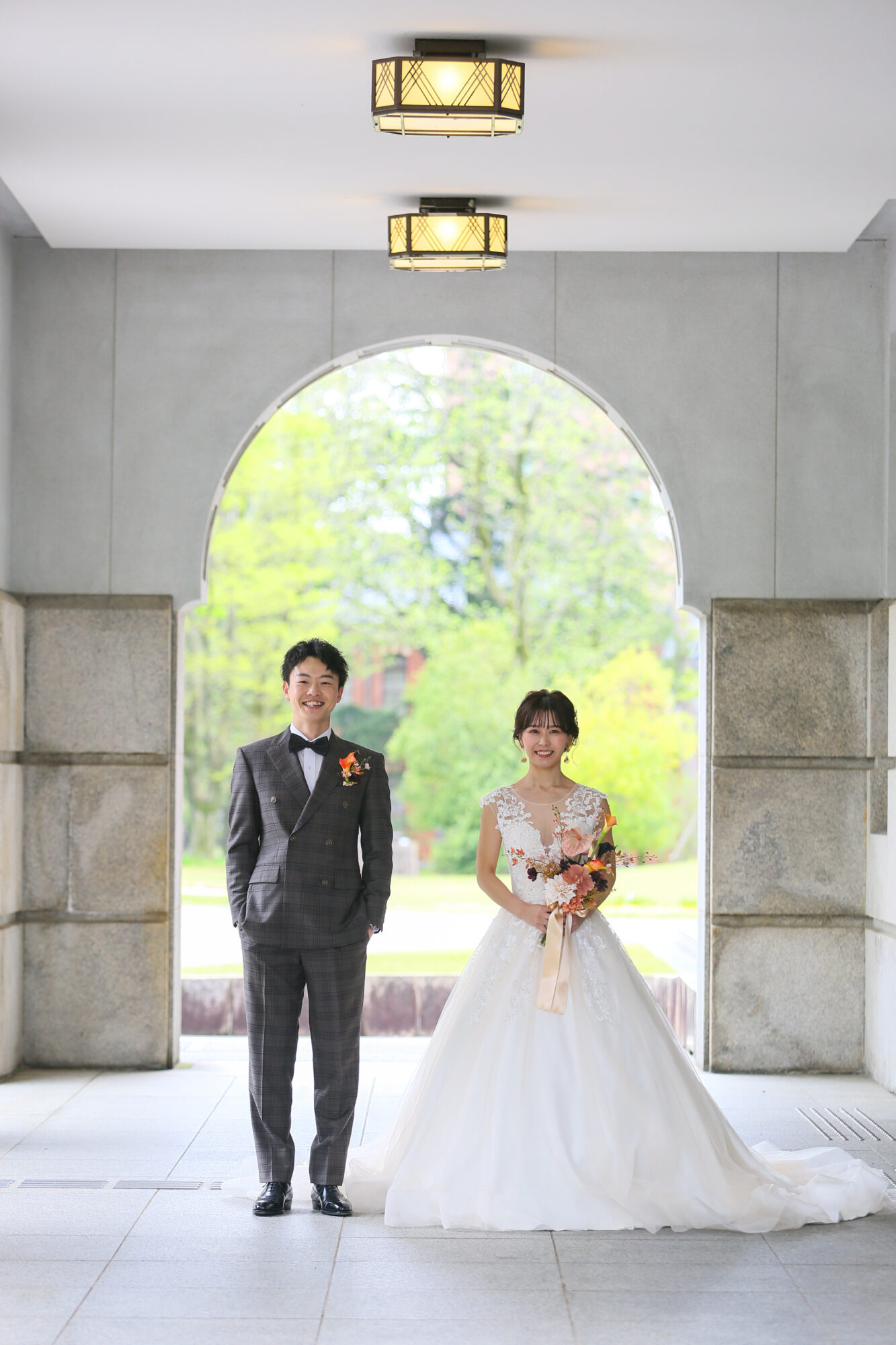 洋装全身ロケーション撮影