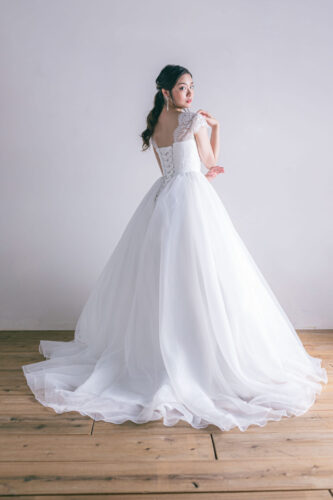 ジェリッシュ　フォトウェディング　前撮り　ウェディングドレス　プリンセスライン　袖あり　袖付き