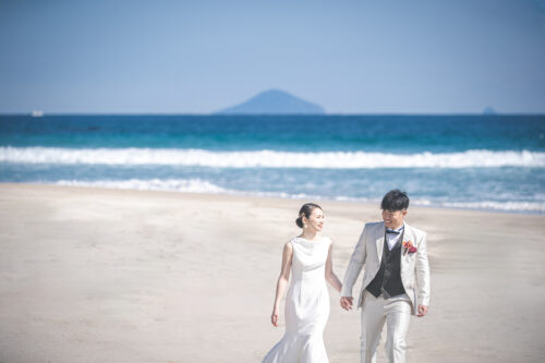 オシャレなビーチフォトウェディング