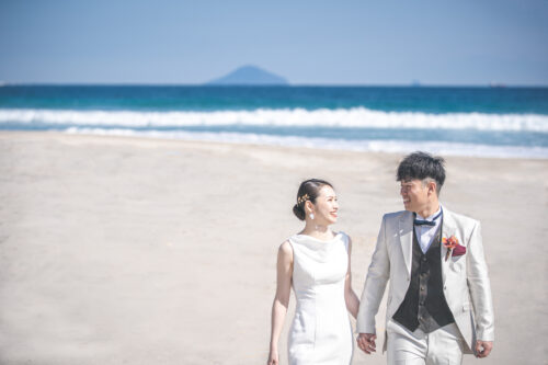 伊豆下田のビーチでフォトウェディング