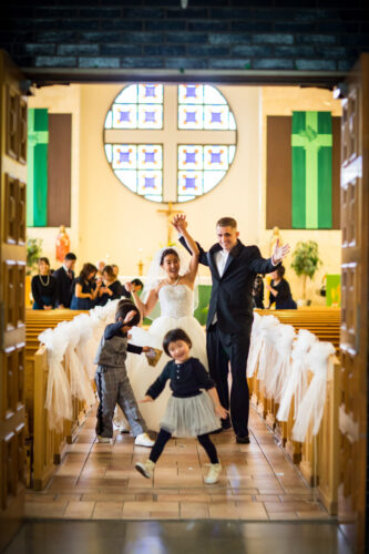 結婚式　横須賀基地　披露宴　教会　チャペル　退場