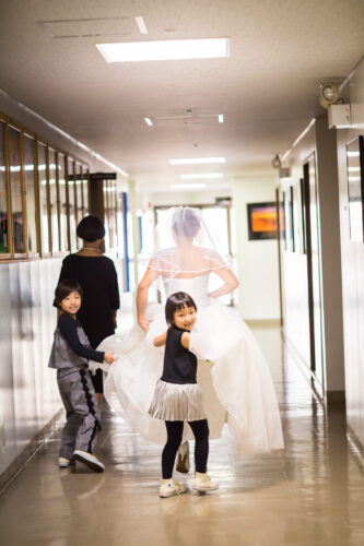 結婚式　横須賀基地　披露宴　ジョージ　ジョーンズ　教会　チャペル　ベールガール　姪