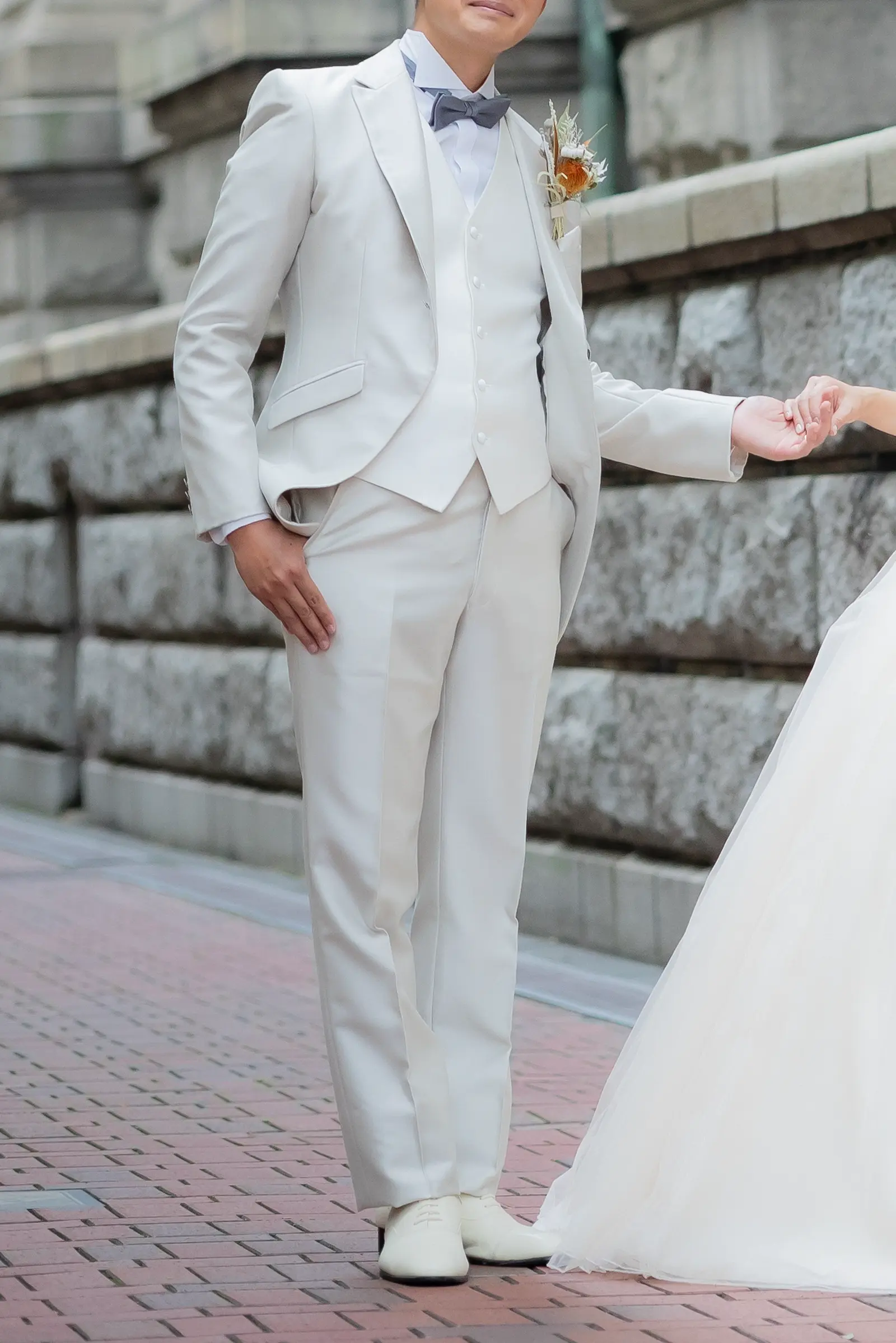 フォトジェリッシュのベージュ タキシード 010-BG (AM)