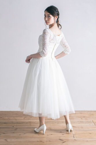 ウェディング　ドレス　ブライダル　ウエディング　フォトジェリッシュ　洋装　フォト　ウェディング　横浜　東京　人気　オススメ　種類　デザイン　失敗　髪型　インナー　クリーニング　オーダー　メイド　可愛い　オシャレ　レンタル　安い　購入　歩き方　シンプル　ミニ　ショート　袖あり ウェディングドレスミニ