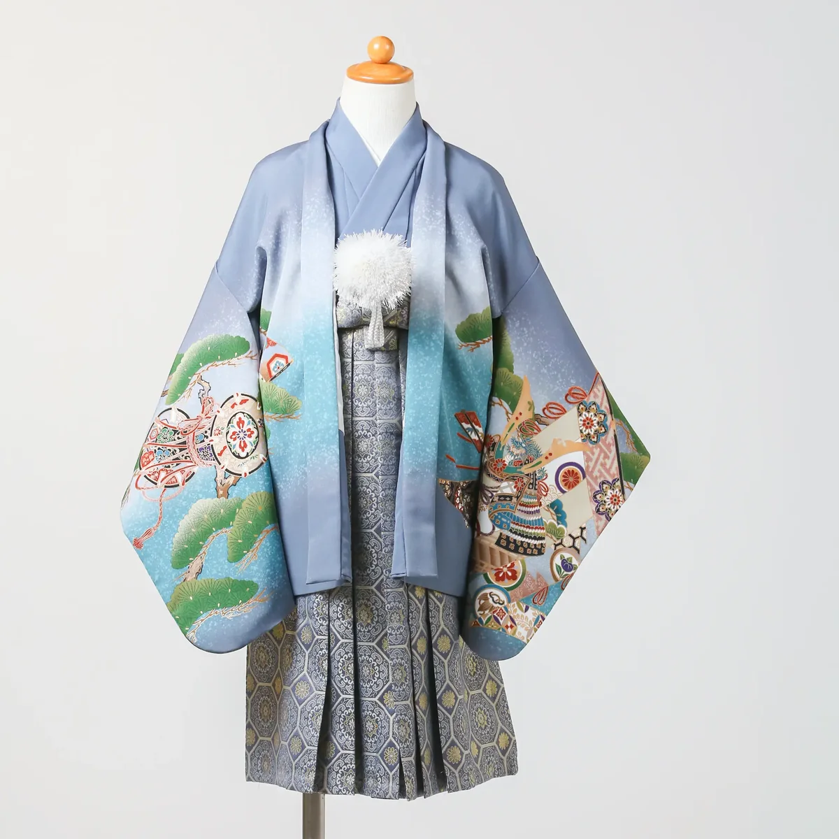 七五三 3歳男の子の羽織袴 水色×黒・松 品番B3-102｜フォトジェリッシュ金沢店