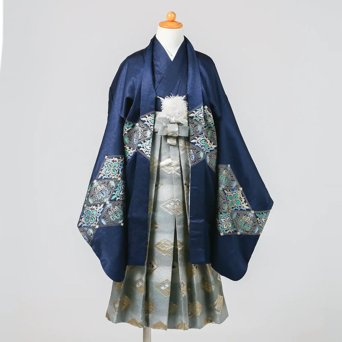七五三 5歳男の子の羽織袴 紺・花菱柄 品番B5-109｜フォトジェリッシュ金沢店