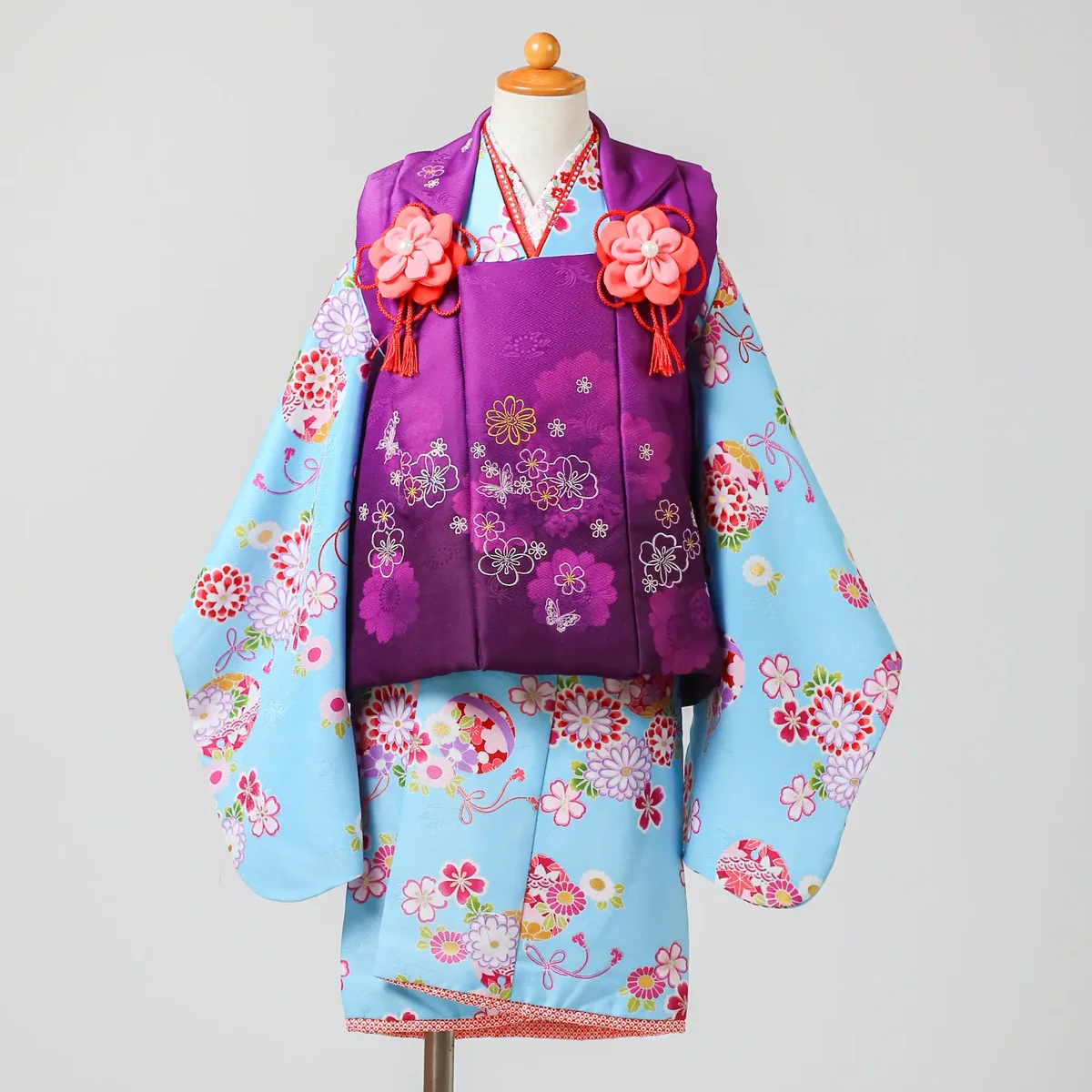 七五三 3歳女の子の被布 水色×紫・桜・菊 品番G3-107｜フォトジェリッシュ金沢店