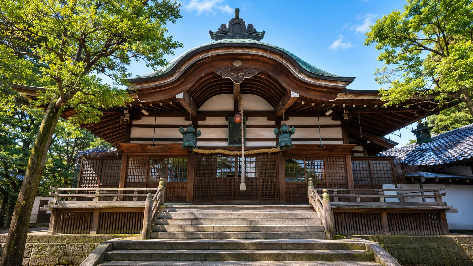 神明宮（金沢）の境内