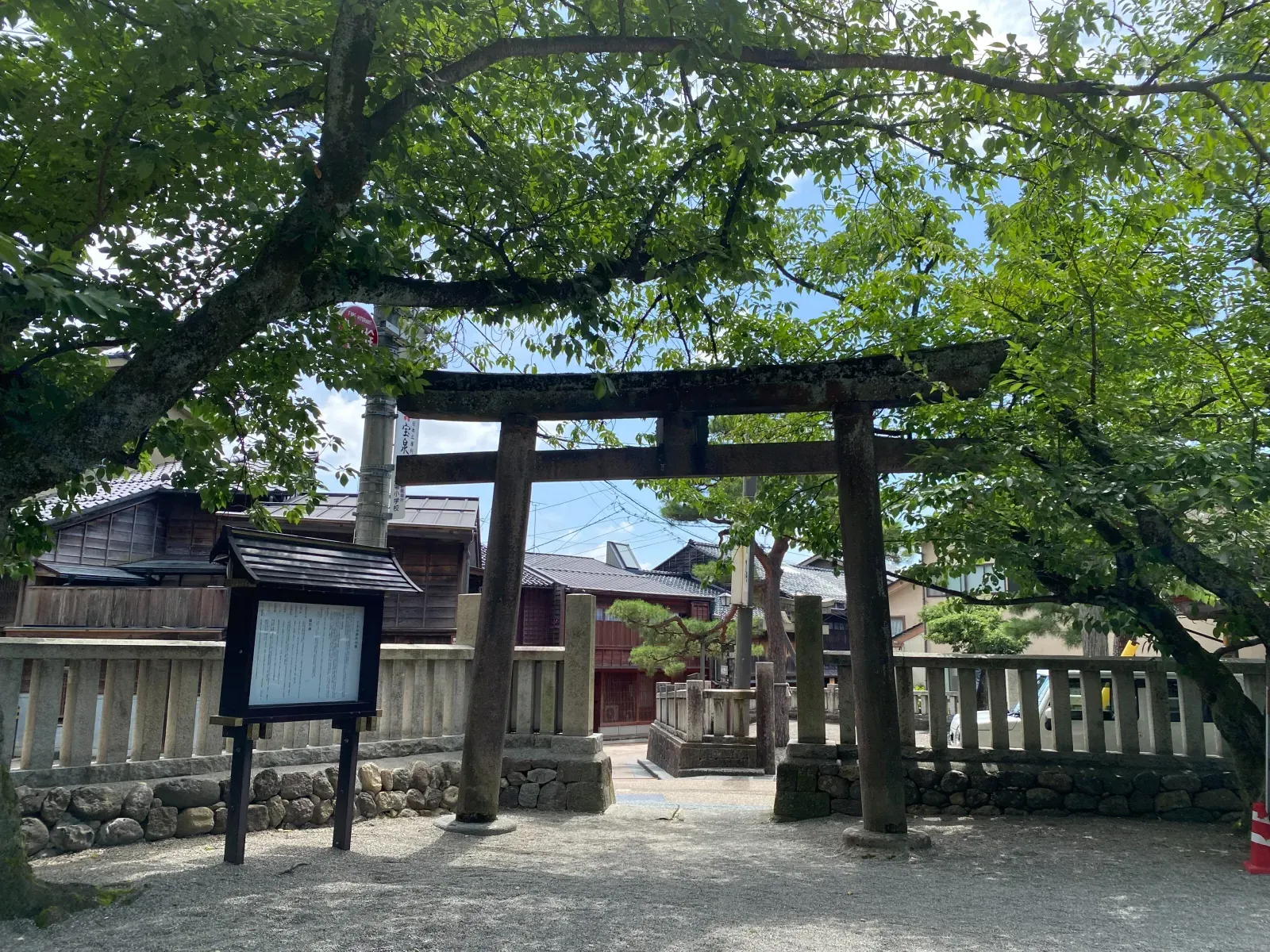 宇多須神社｜ひがし茶屋街の七五三出張撮影